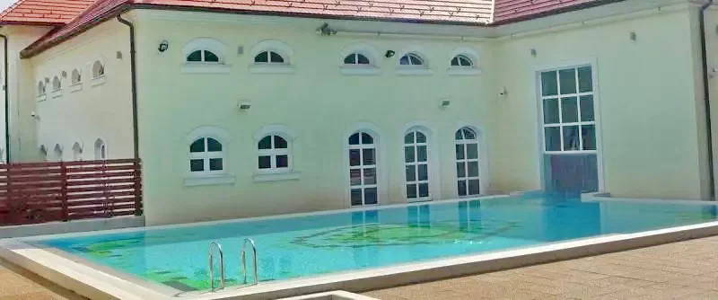 Hargitafürdő Szállás | Motel (K1135-44) A kép szerzői jogvédelem alatt állhat. Javasolt a kapcsolatfelvétel a jog tulajdonossal.