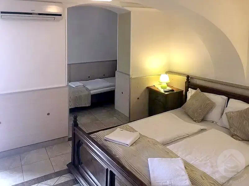 Seghedin Cazare | Motel (K0424-35) Imaginea poate fi supusă drepturilor de autor. Se recomandă contactarea titularului drepturilor.