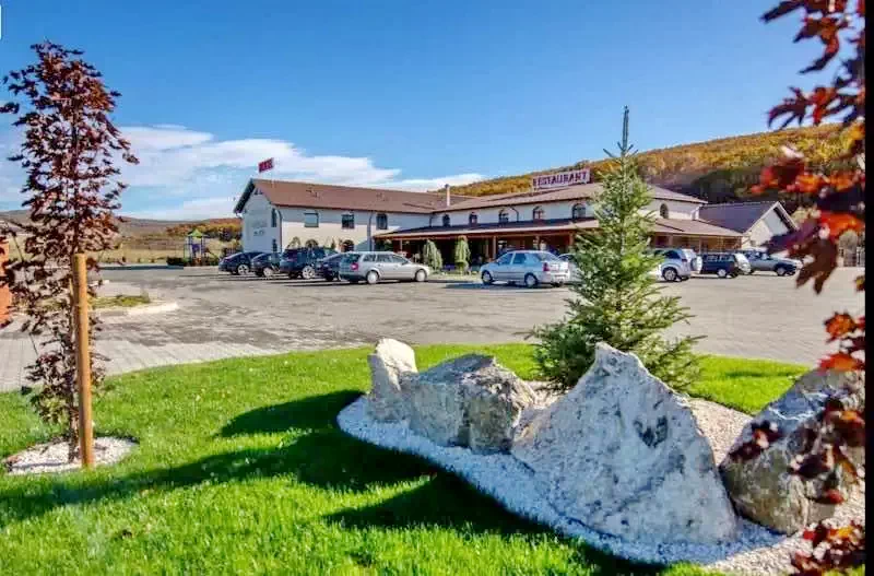 Apoldu de Jos Cazare | Pensiune turistică (K0872-15) Imaginea poate fi supusă drepturilor de autor. Se recomandă contactarea titularului drepturilor.