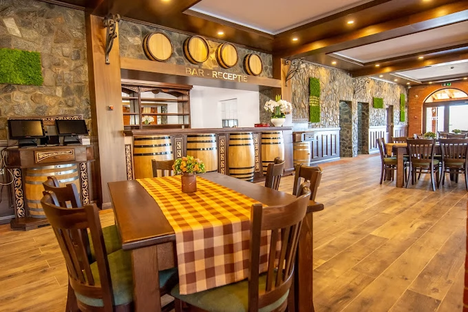 Apoldu de Jos Cazare | Pensiune turistică (K0872-43) Imaginea poate fi supusă drepturilor de autor. Se recomandă contactarea titularului drepturilor.