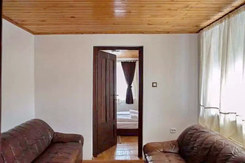 Biharfüred Szállás | Üdülőfalu (K0949-5) A kép szerzői jogvédelem alatt állhat. Javasolt a kapcsolatfelvétel a jog tulajdonossal.