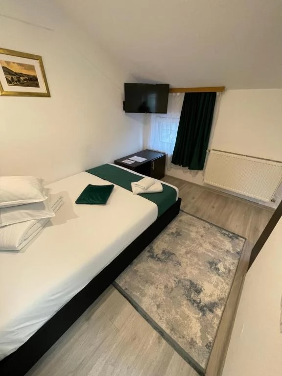 Baia Mare Cazare | Motel (K0652-41) Imaginea poate fi supusă drepturilor de autor. Se recomandă contactarea titularului drepturilor.