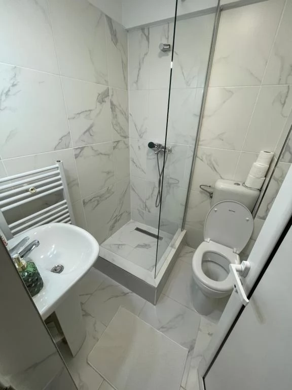 Baia Mare Cazare | Motel (K0652-42) Imaginea poate fi supusă drepturilor de autor. Se recomandă contactarea titularului drepturilor.