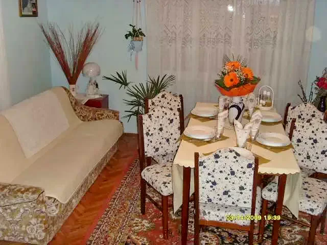 Coltău Cazare | Motel (K1000-4) Imaginea poate fi supusă drepturilor de autor. Se recomandă contactarea titularului drepturilor.