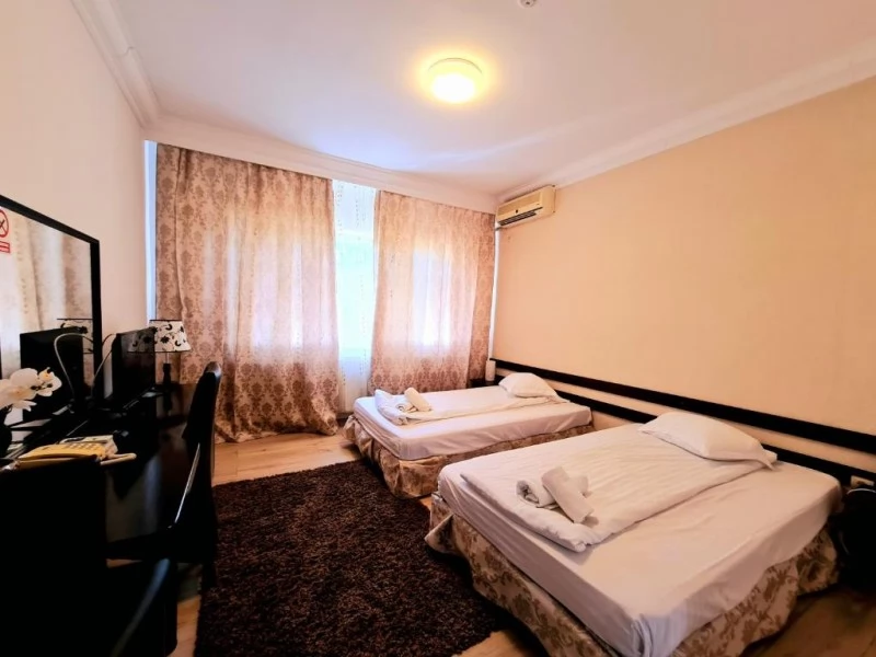 Alba Iulia Cazare | Hotel*** (K1176-6) Imaginea poate fi supusă drepturilor de autor. Se recomandă contactarea titularului drepturilor.