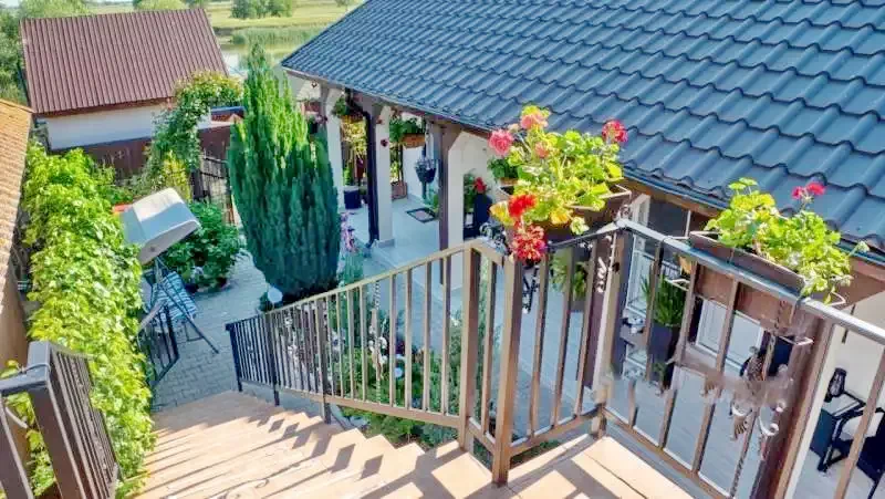  Szállás | Motel (K1294-18) A kép szerzői jogvédelem alatt állhat. Javasolt a kapcsolatfelvétel a jog tulajdonossal.