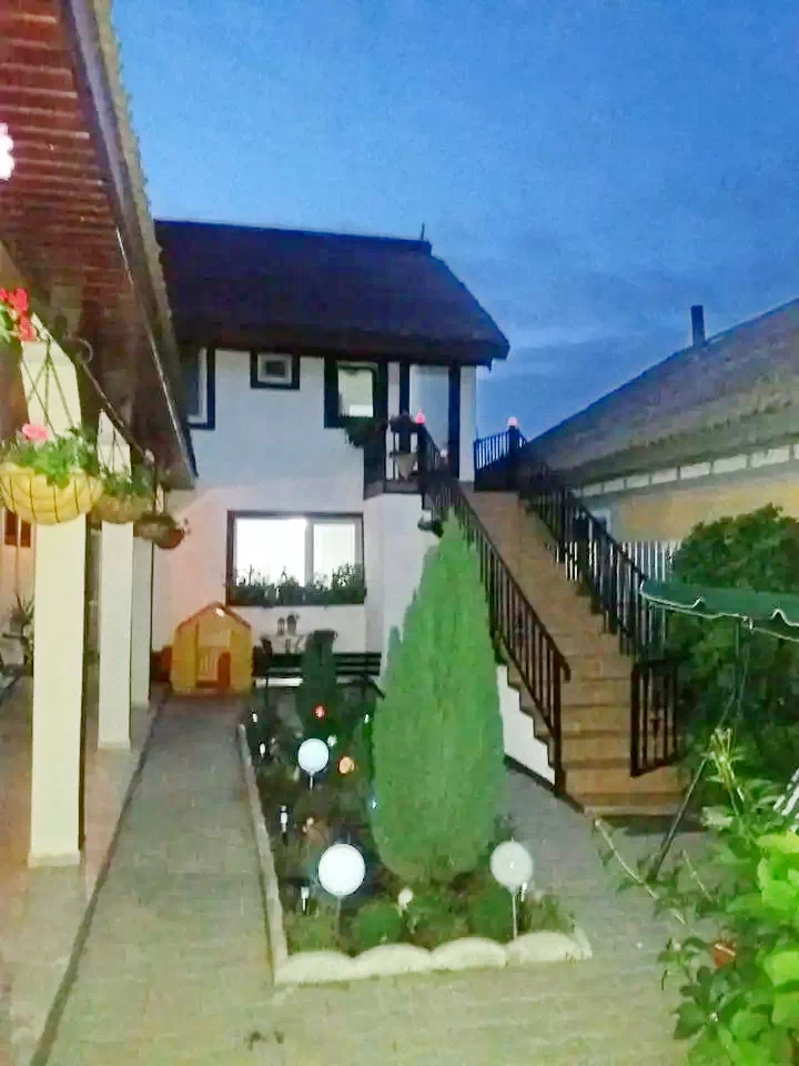  Szállás | Motel (K1294-34) A kép szerzői jogvédelem alatt állhat. Javasolt a kapcsolatfelvétel a jog tulajdonossal.