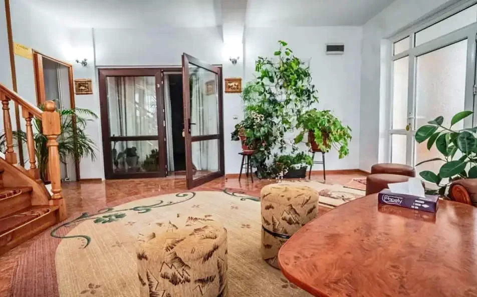  Szállás | Motel (K1297-7) A kép szerzői jogvédelem alatt állhat. Javasolt a kapcsolatfelvétel a jog tulajdonossal.