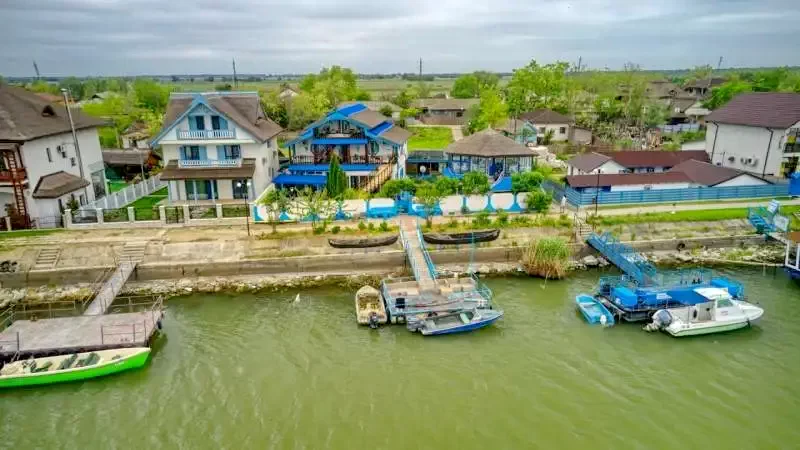 Mila 23 Szállás | Turisztikai panzió (K1296-1) A kép szerzői jogvédelem alatt állhat. Javasolt a kapcsolatfelvétel a jog tulajdonossal.