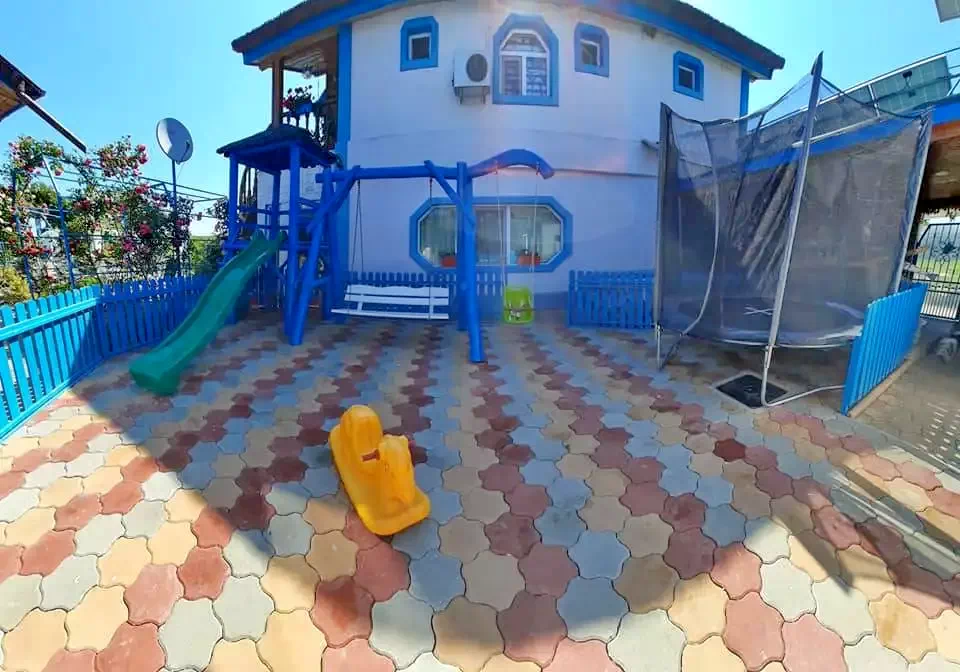  Szállás | Motel (K1296-43) A kép szerzői jogvédelem alatt állhat. Javasolt a kapcsolatfelvétel a jog tulajdonossal.