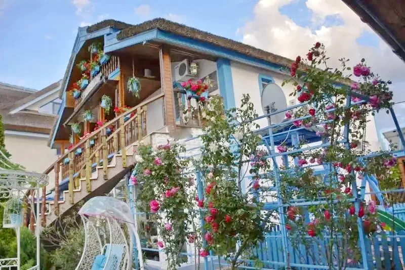  Szállás | Motel (K1296-48) A kép szerzői jogvédelem alatt állhat. Javasolt a kapcsolatfelvétel a jog tulajdonossal.