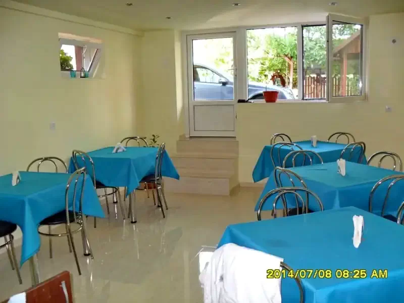 Băile Felix Cazare | Motel (K0708-1) Imaginea poate fi supusă drepturilor de autor. Se recomandă contactarea titularului drepturilor.