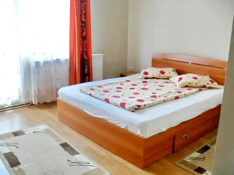 Băile Felix Cazare | Motel (K0708-14) Imaginea poate fi supusă drepturilor de autor. Se recomandă contactarea titularului drepturilor.