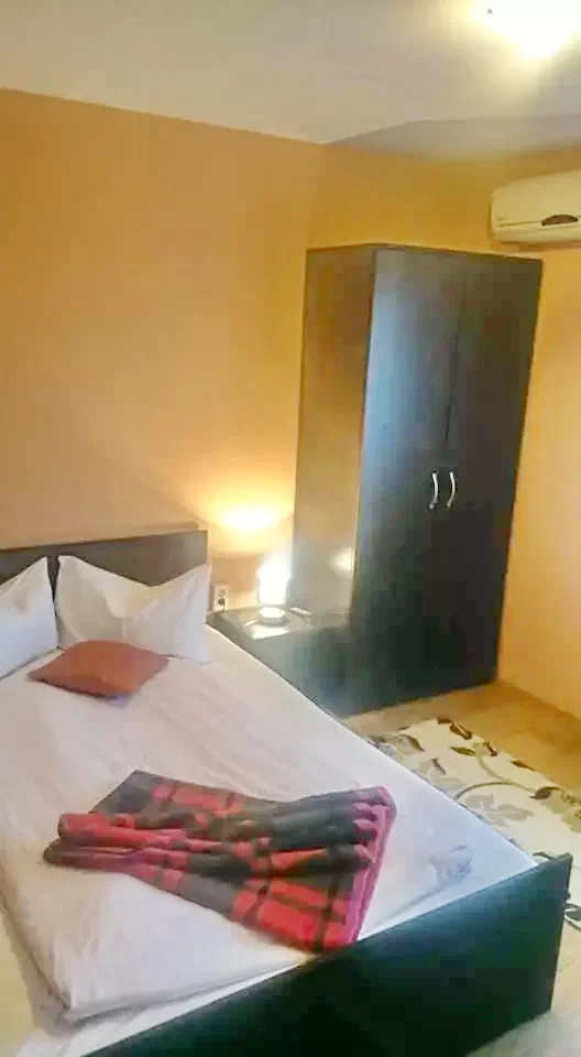 Félixfürdő Szállás | Motel (K0708-26) A kép szerzői jogvédelem alatt állhat. Javasolt a kapcsolatfelvétel a jog tulajdonossal.