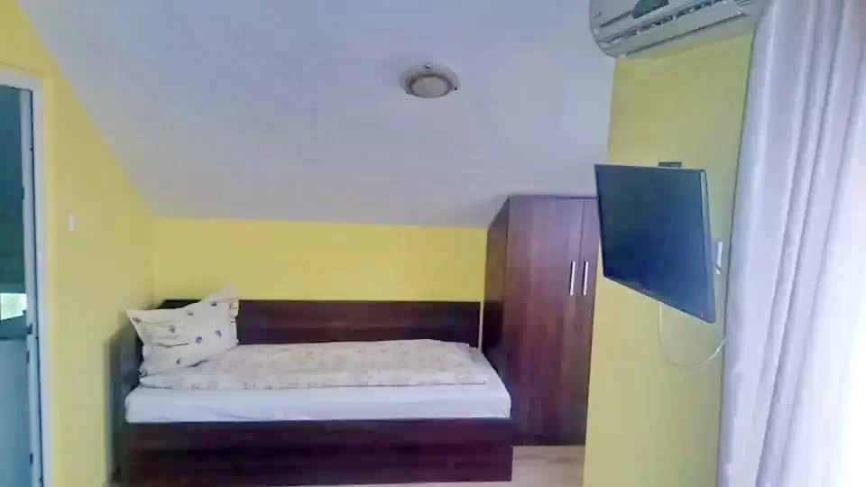 Băile Felix Cazare | Motel (K0708-28) Imaginea poate fi supusă drepturilor de autor. Se recomandă contactarea titularului drepturilor.