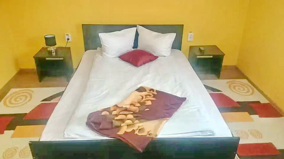 Băile Felix Cazare | Motel (K0708-29) Imaginea poate fi supusă drepturilor de autor. Se recomandă contactarea titularului drepturilor.