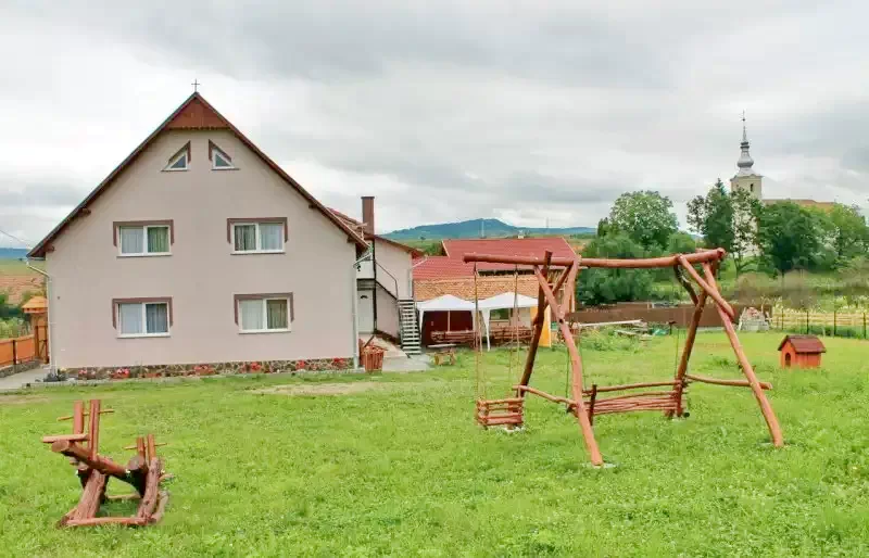 Szállás Morăreni - Pensiunea Ersa|Nyikómalomfalva - Ersa Panzió. A kép szerzői jogvédelem alatt állhat. Javasolt a kapcsolatfelvétel a jog tulajdonossal.