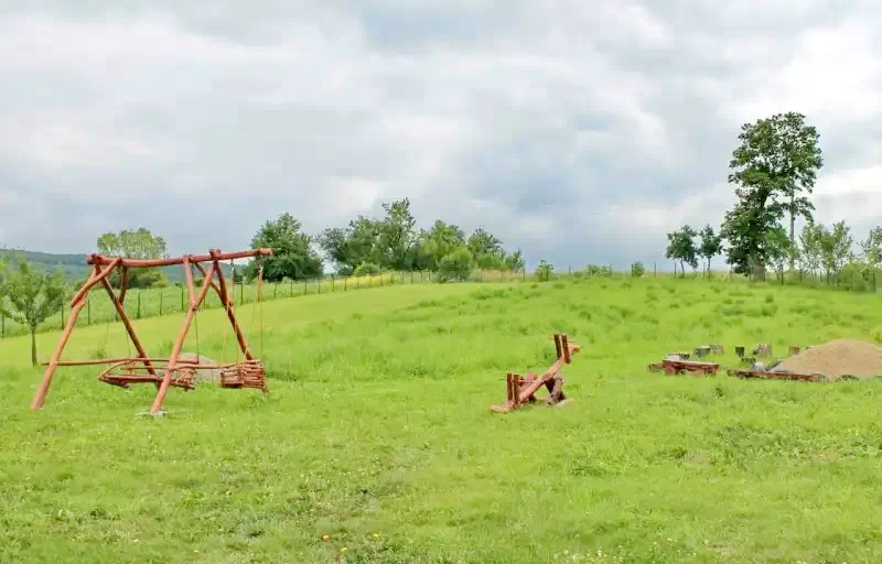 Szállás Morăreni - Pensiunea Ersa|Nyikómalomfalva - Ersa Panzió. A kép szerzői jogvédelem alatt állhat. Javasolt a kapcsolatfelvétel a jog tulajdonossal.