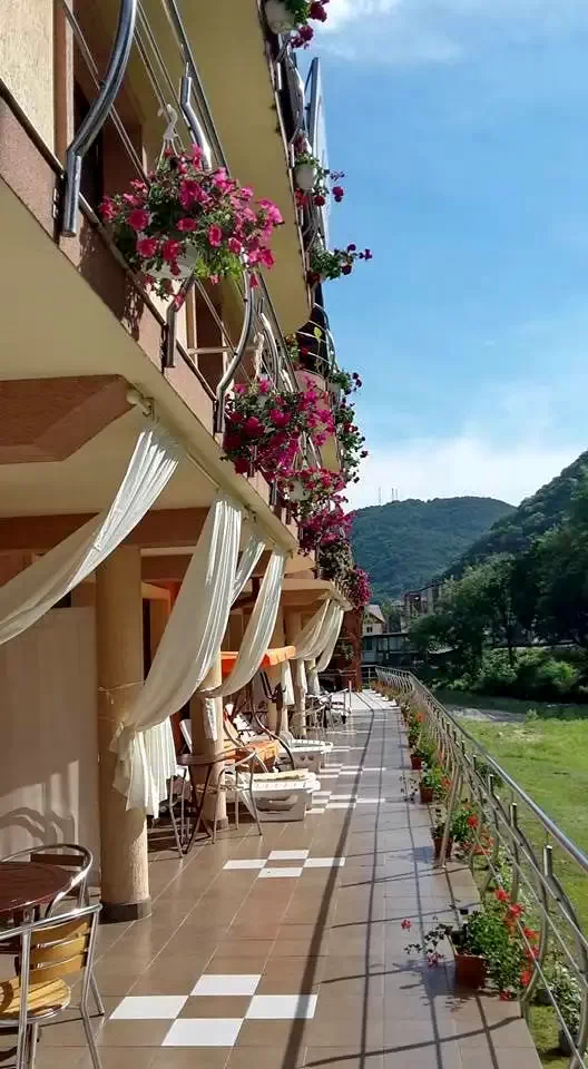 Băile Herculane Cazare | Motel (K1397-8) Imaginea poate fi supusă drepturilor de autor. Se recomandă contactarea titularului drepturilor.