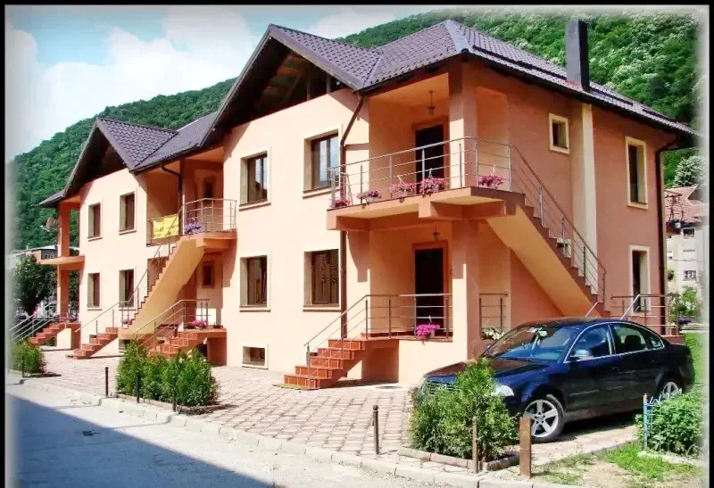 Herkulesfürdő Szállás | Motel (K1397-24) A kép szerzői jogvédelem alatt állhat. Javasolt a kapcsolatfelvétel a jog tulajdonossal.