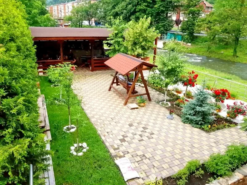 Băile Herculane Cazare | Motel (K1397-26) Imaginea poate fi supusă drepturilor de autor. Se recomandă contactarea titularului drepturilor.