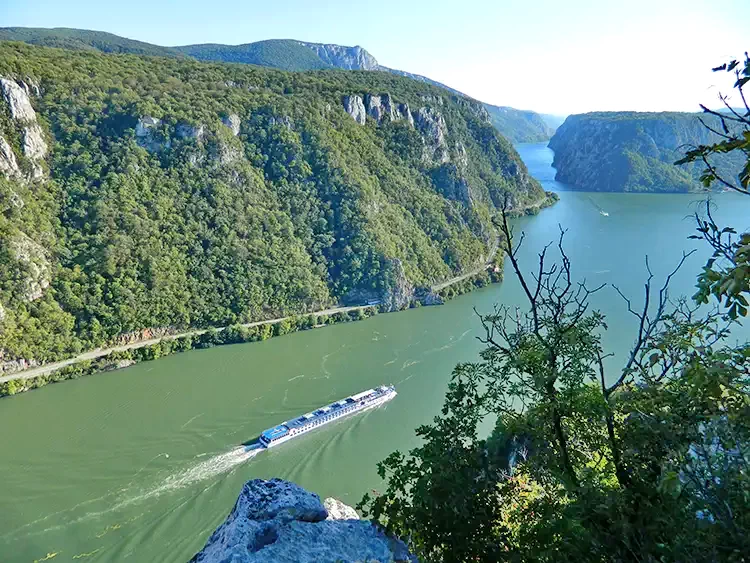 Băile Herculane Cazare | Motel (K1397-35) Imaginea poate fi supusă drepturilor de autor. Se recomandă contactarea titularului drepturilor.