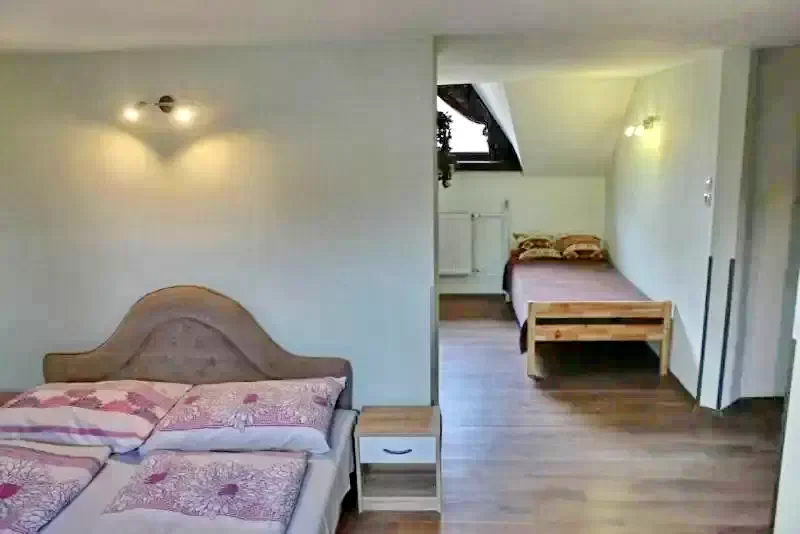 Mișcolț Cazare | Bungalow (K0858-6) Imaginea poate fi supusă drepturilor de autor. Se recomandă contactarea titularului drepturilor.