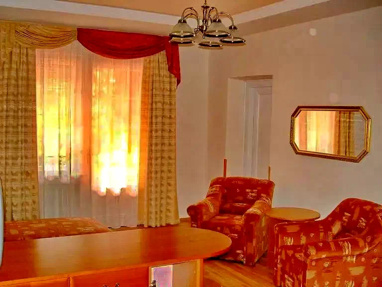 Mișcolț Cazare | Bungalow (K0858-29) Imaginea poate fi supusă drepturilor de autor. Se recomandă contactarea titularului drepturilor.