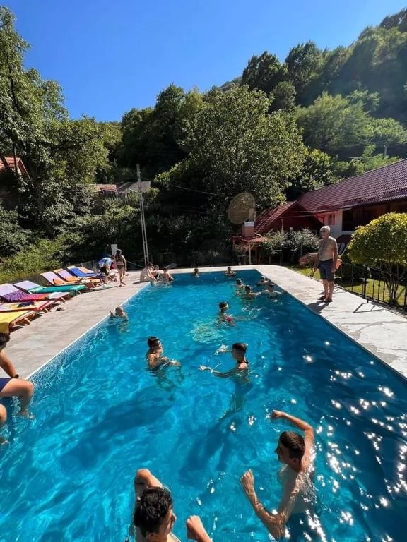 Szászcsór Szállás | Motel (K0697-2) A kép szerzői jogvédelem alatt állhat. Javasolt a kapcsolatfelvétel a jog tulajdonossal.