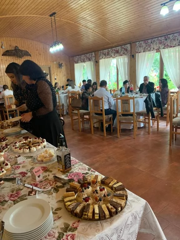 Săsciori Cazare | Motel (K0697-3) Imaginea poate fi supusă drepturilor de autor. Se recomandă contactarea titularului drepturilor.