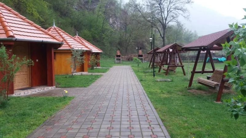 Szászcsór Szállás | Motel (K0697-20) A kép szerzői jogvédelem alatt állhat. Javasolt a kapcsolatfelvétel a jog tulajdonossal.