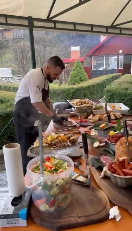 Szászcsór Szállás | Motel (K0697-33) A kép szerzői jogvédelem alatt állhat. Javasolt a kapcsolatfelvétel a jog tulajdonossal.