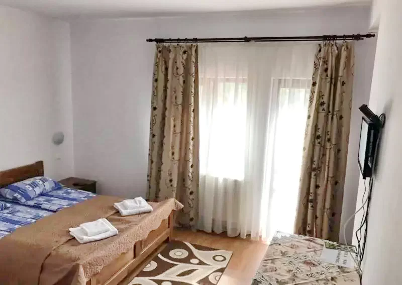 Colibița Cazare | Motel (K1278-9) Imaginea poate fi supusă drepturilor de autor. Se recomandă contactarea titularului drepturilor.