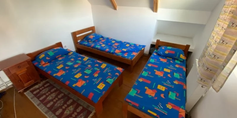  Szállás | Motel (K1486-9) A kép szerzői jogvédelem alatt állhat. Javasolt a kapcsolatfelvétel a jog tulajdonossal.