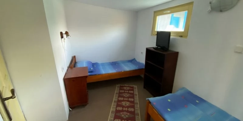  Szállás | Motel (K1486-18) A kép szerzői jogvédelem alatt állhat. Javasolt a kapcsolatfelvétel a jog tulajdonossal.