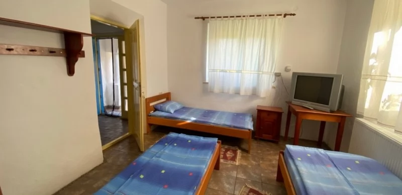 Chilia Veche Cazare | Motel (K1486-20) Imaginea poate fi supusă drepturilor de autor. Se recomandă contactarea titularului drepturilor.