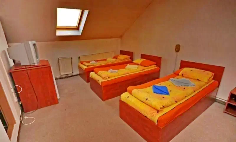 Cazare Gheorgheni - Motel Imola** | Gyergyószentmiklós - Imola Motel**. Imaginea poate fi supusă drepturilor de autor. Se recomandă contactarea titularului drepturilor.