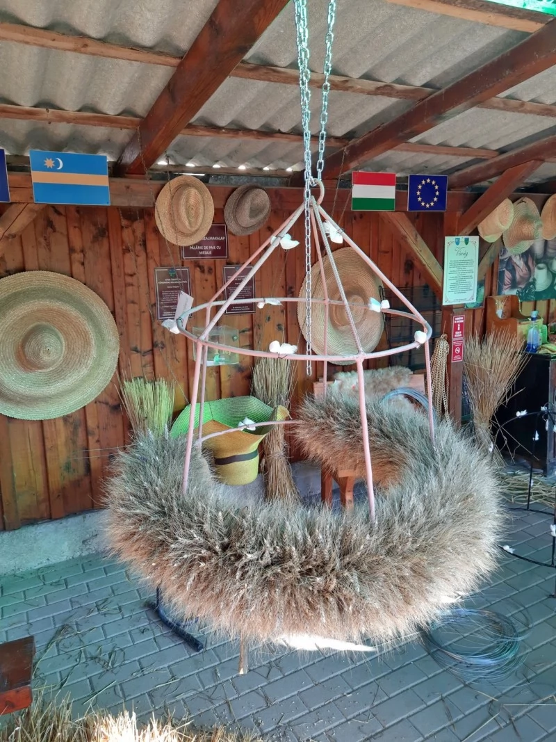 Crișeni Cazare | Casă de oaspeți (K1128-37) Imaginea poate fi supusă drepturilor de autor. Se recomandă contactarea titularului drepturilor.