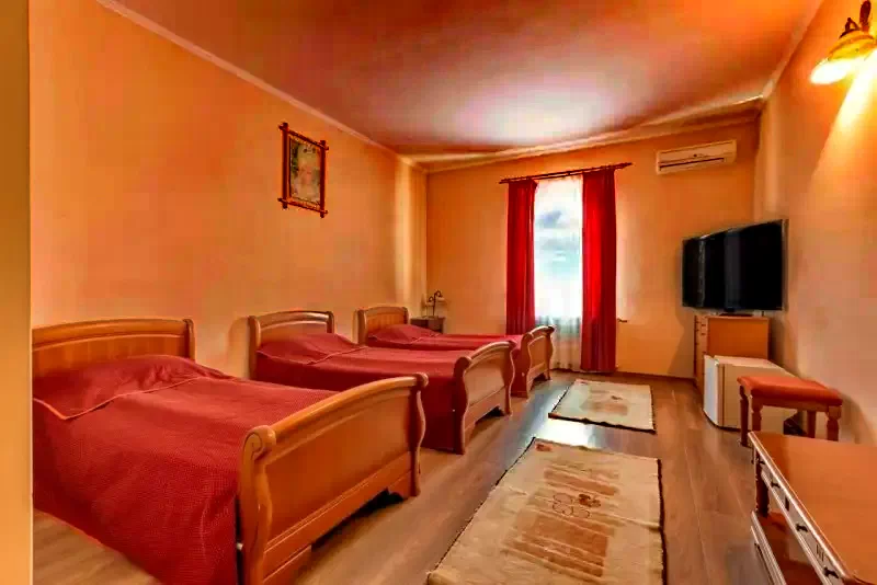 Daneș Cazare | Hotel*** (K1384-26) Imaginea poate fi supusă drepturilor de autor. Se recomandă contactarea titularului drepturilor.