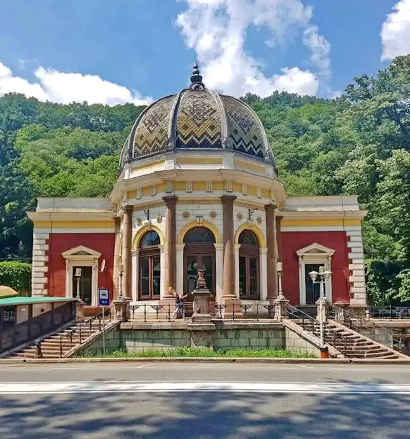 Herkulesfürdő Szállás | Panzió (K0035-40) A kép szerzői jogvédelem alatt állhat. Javasolt a kapcsolatfelvétel a jog tulajdonossal.