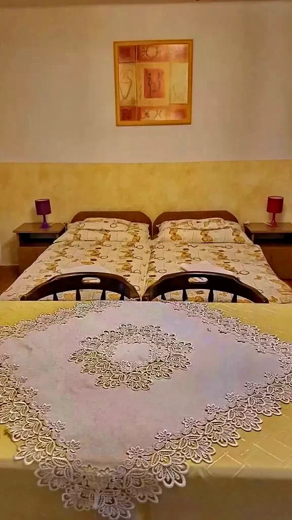 Hajdúszoboszló Szállás | Bungalow (K0939-14) A kép szerzői jogvédelem alatt állhat. Javasolt a kapcsolatfelvétel a jog tulajdonossal.