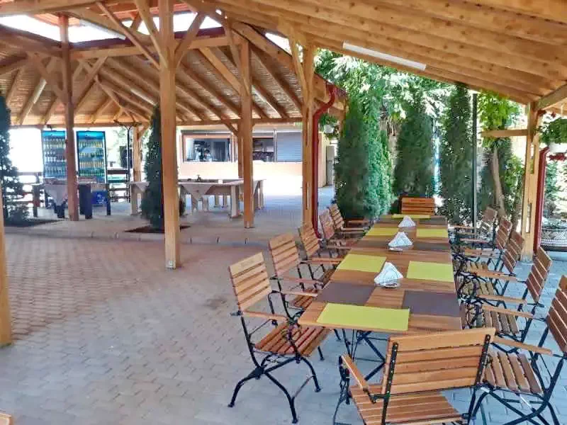 Slănic Cazare | Pensiune turistică (K0864-3) Imaginea poate fi supusă drepturilor de autor. Se recomandă contactarea titularului drepturilor.