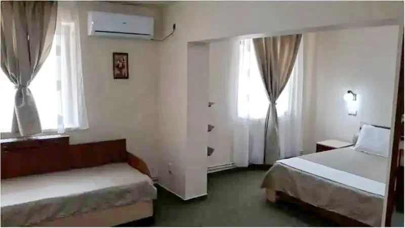 Slănic Cazare | Hotel*** (K0864-14) Imaginea poate fi supusă drepturilor de autor. Se recomandă contactarea titularului drepturilor.