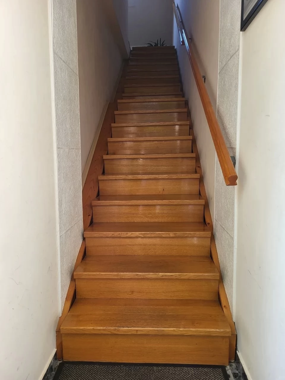 Jula Cazare | Sat de vacanță (K0120-12) Imaginea poate fi supusă drepturilor de autor. Se recomandă contactarea titularului drepturilor.