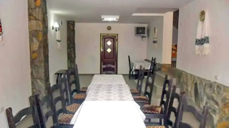 Borșa Cazare | Motel (K1229-4) Imaginea poate fi supusă drepturilor de autor. Se recomandă contactarea titularului drepturilor.