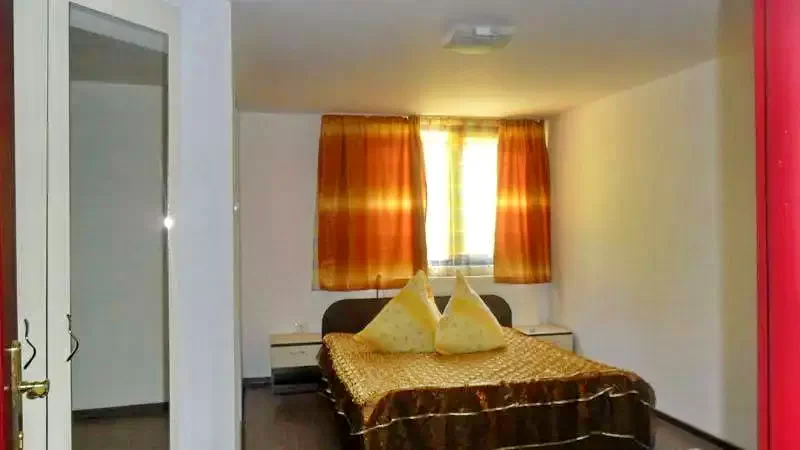 Borșa Cazare | Motel (K1229-8) Imaginea poate fi supusă drepturilor de autor. Se recomandă contactarea titularului drepturilor.