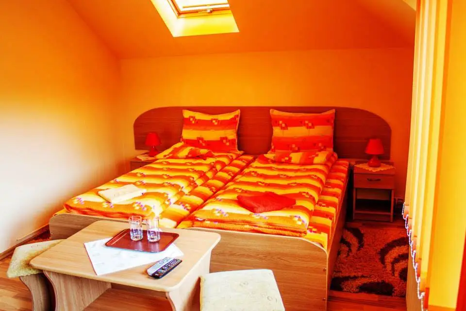 Lunca de Sus Cazare | Motel (K1265-20) Imaginea poate fi supusă drepturilor de autor. Se recomandă contactarea titularului drepturilor.