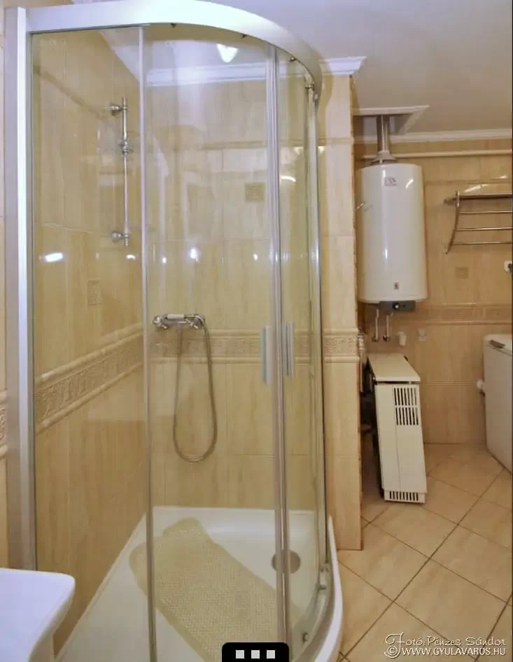 Jula Cazare | Bungalow (K0691-10) Imaginea poate fi supusă drepturilor de autor. Se recomandă contactarea titularului drepturilor.