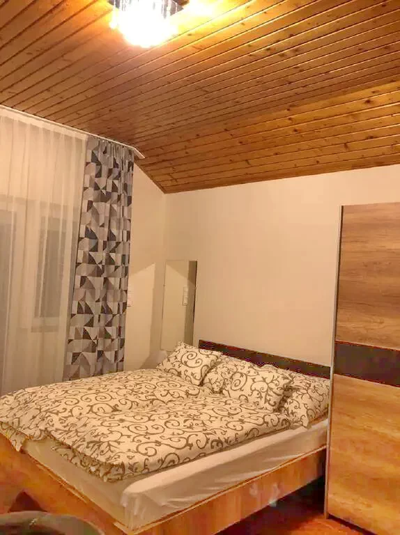 Hajdúszoboszló Szállás | Üdülőfalu (K0594-3) A kép szerzői jogvédelem alatt állhat. Javasolt a kapcsolatfelvétel a jog tulajdonossal.