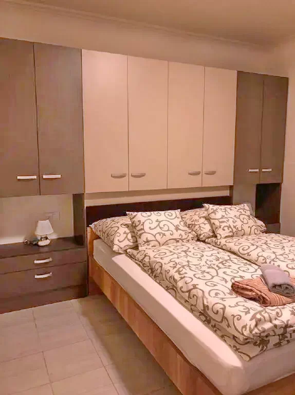 Hajdúszoboszló Szállás | Üdülőfalu (K0594-11) A kép szerzői jogvédelem alatt állhat. Javasolt a kapcsolatfelvétel a jog tulajdonossal.